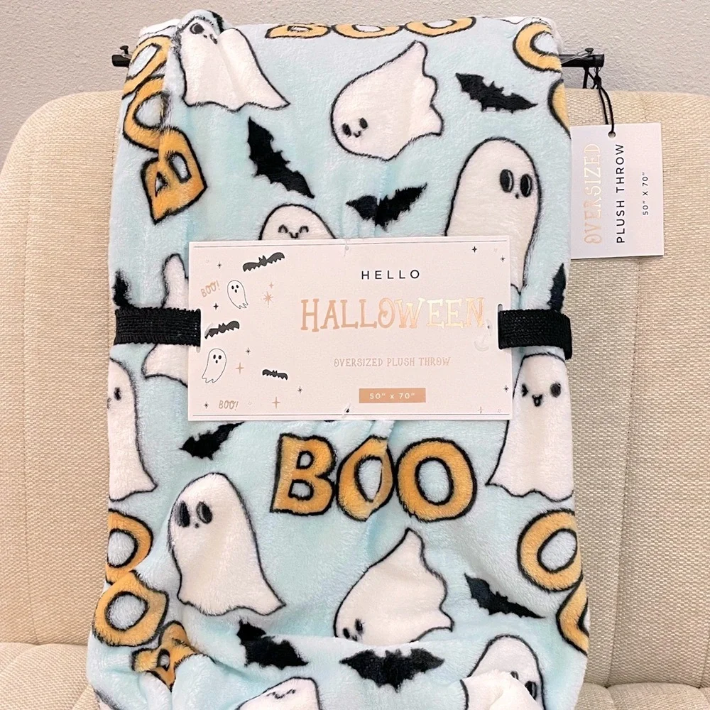 NEW Hello Halloween‎ Oversized Plush Throw Blanket Ghost Bat Boo Blue 50x70 NWT